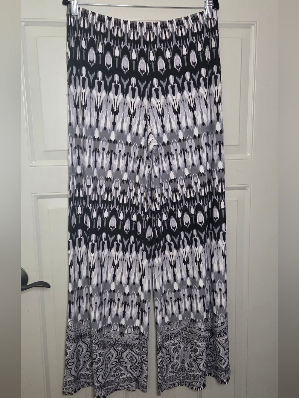 ONE WORLD - Soft Black & White Patterned Wide-Leg Pants